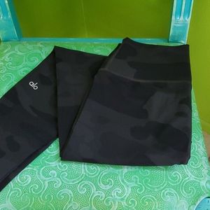 ALO yoga legging